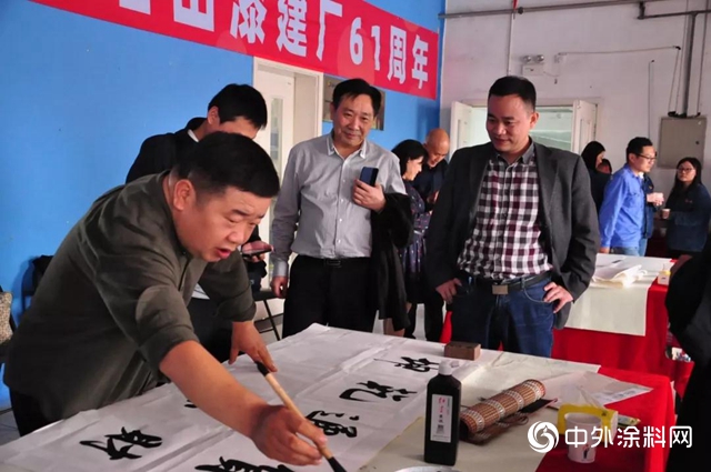 西安理工大學EMBA西安校友會(hui) 來寶塔山漆參觀研習(xi) 