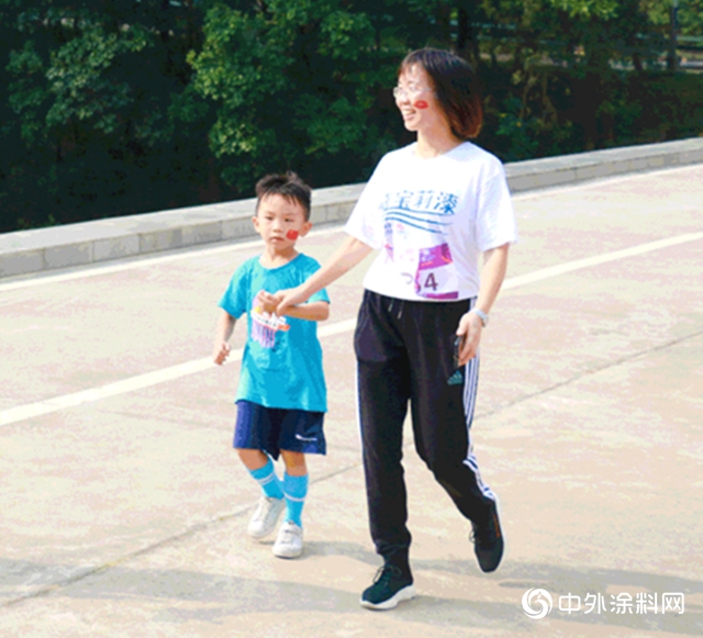 嘉寶莉第三屆徒步活動喊你來圍觀！"
135919"