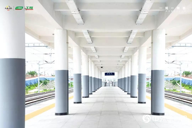三棵樹工程助力內(nei) 蒙古首條跨境高鐵建成，為(wei) 邊疆地區經濟高質量發展插上騰飛的翅膀