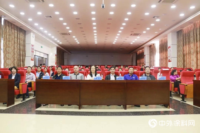 嘉寶莉：情係家鄉助學夢，捐資獻愛回報社會"
136274"