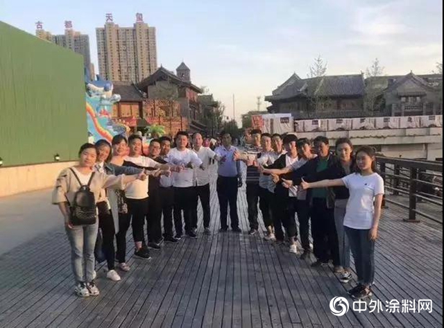 鄭州名商張國軍：品牌蓄勢待發，大商摩拳擦掌，起航年目標實現就會如“探囊取物”"
136880"