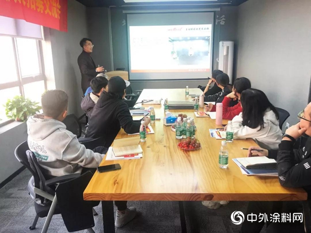 牆酷與靚萬家合作，讓藝術上牆，讓萬家點靚"
137003"