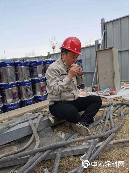 水漆報：他發燒被隔離在機場，妻子罵他不要命，他心有愧疚卻無怨無悔，原因竟是為了……"
138256"