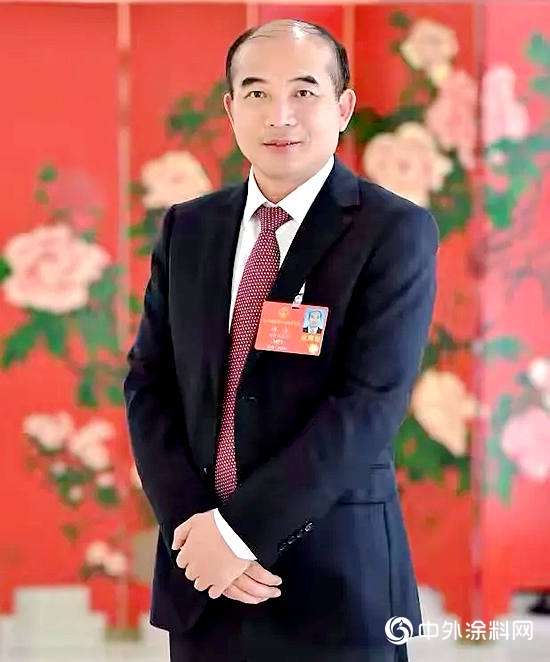 全國人大代表、三棵樹董事長洪傑：穩抓政策，轉型突破"138992"