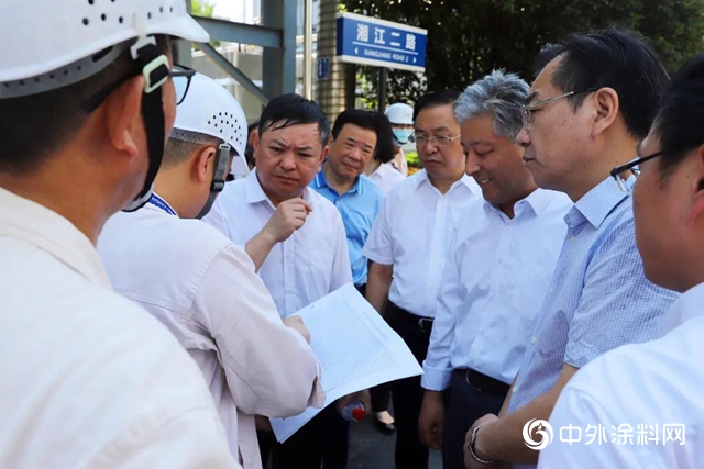 生態環境部黃潤秋部長考察湘江塗料集團星沙工廠