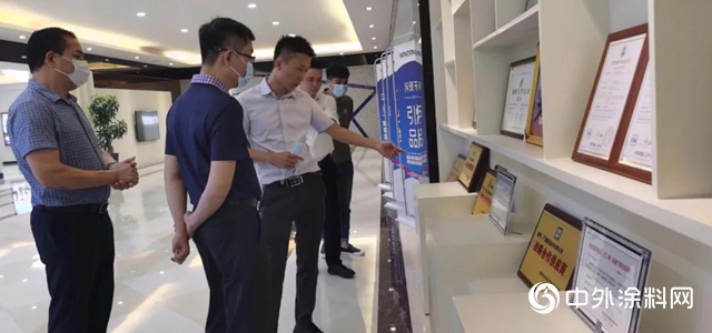 萬象實業集團領導蒞臨南天考察指導