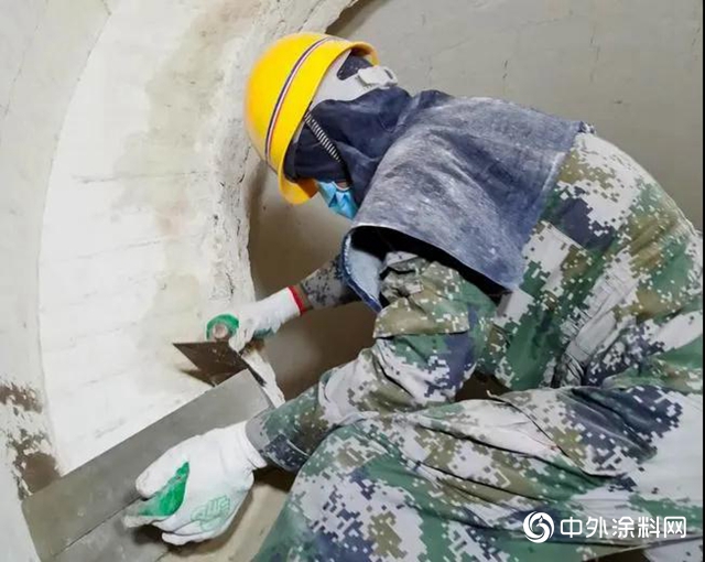 雙節在崗不停歇 爭做出彩龍佰人"
141528"