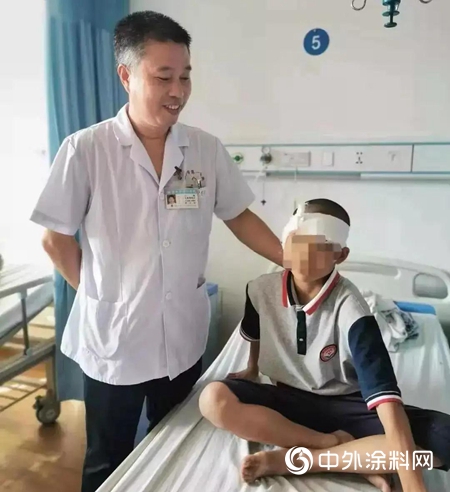 三棵樹公益基金會向貧困聽障患者捐贈人工耳蝸
