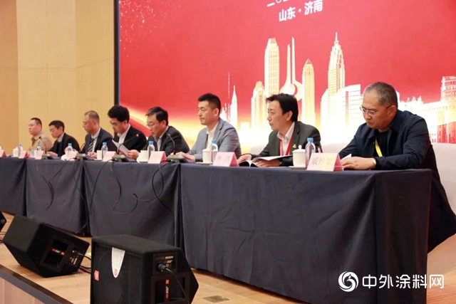 秦恒當選山東省建築節能協會首屆會長單位暨第五屆綠博會參展圓滿落幕"
142274"
