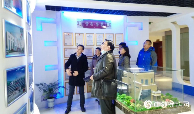 全國建築外牆保溫行業(ye) 調研組走進卓寶生產(chan) 基地，探討建築節能優(you) 選方案！
