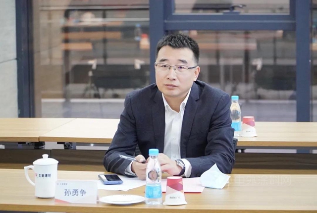 北新建材與(yu) 居然置業(ye) 簽署戰略合作協議