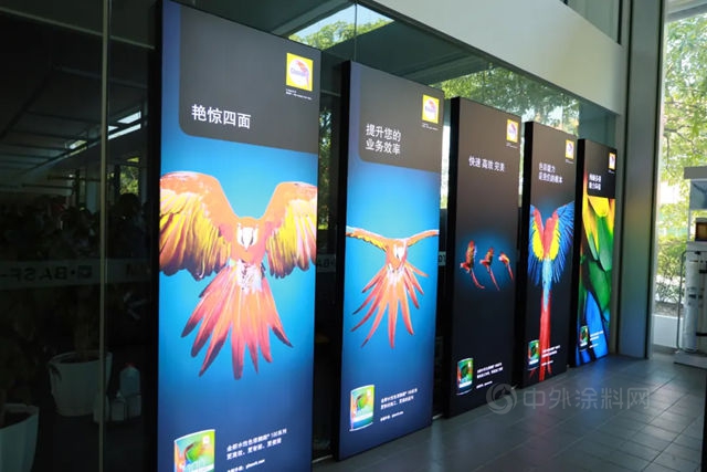 豔驚四麵 巴斯夫鸚鵡100係列登陸中國市場