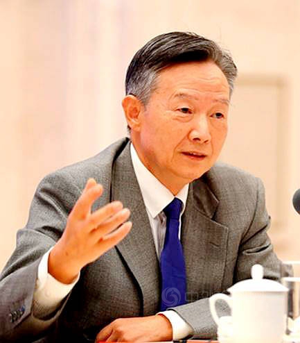 國務院參事仇保興(xing) ：老舊小區改造總投資將超過10萬(wan) 億(yi) 元