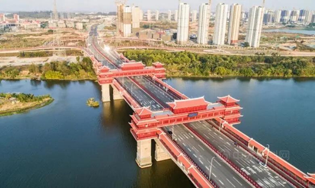 國內(nei) 跨徑最大最長廊橋——福建漳州金峰大橋建成通車