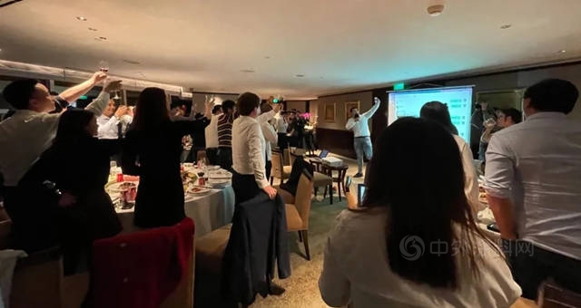 發力2021！荷蘭(lan) 蔻帝2021年會(hui) 暨優(you) 秀員工表彰會(hui) 圓滿結束