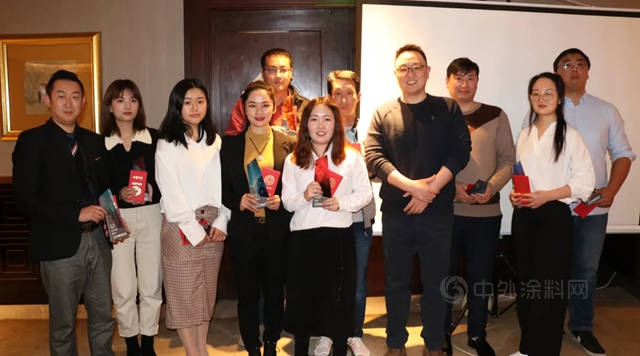 發力2021！荷蘭(lan) 蔻帝2021年會(hui) 暨優(you) 秀員工表彰會(hui) 圓滿結束
