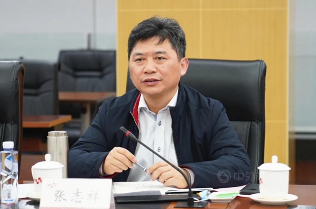 金隅冀東(dong) 水泥與(yu) 建龍集團簽署全產(chan) 業(ye) 鏈戰略合作協議