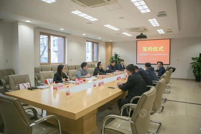 東(dong) 方雨虹：以融合促產(chan) 業(ye) 發展，攜科研為(wei) 行業(ye) 助力