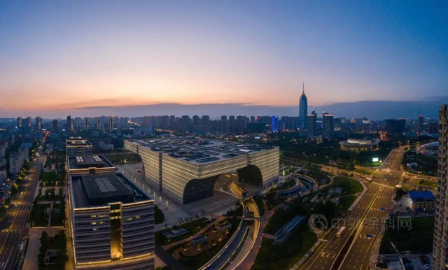一築一風景丨三棵樹工程築造現代江南風貌——常州文化廣場