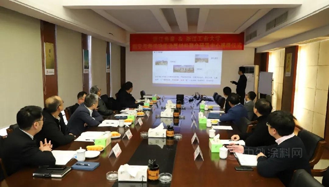 魚童與(yu) 校企合作研發新材料 助推企業(ye) 高質量發展