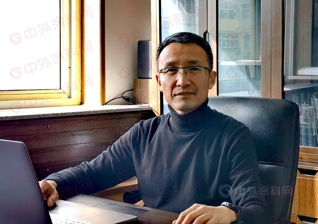 大企業(ye) 做精，中企業(ye) 做大，小企業(ye) 做專(zhuan) 