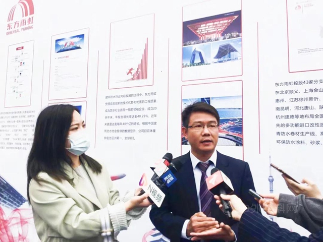 廣州市花都區2021年重點項目集中簽約及動工活動在廣東(dong) 東(dong) 方雨虹生產(chan) 研發基地舉(ju) 辦