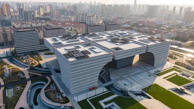 一築一風景丨三棵樹工程築造現代江南風貌——常州文化廣場