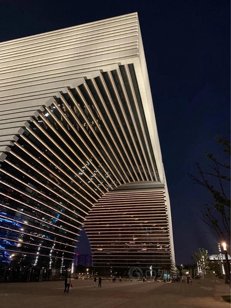 一築一風景丨三棵樹工程築造現代江南風貌——常州文化廣場