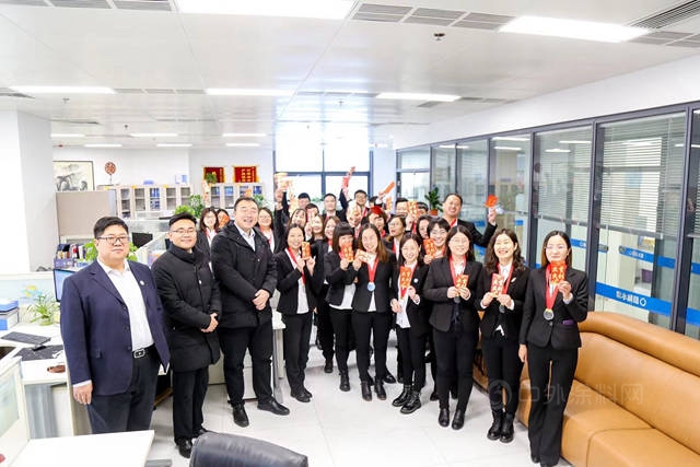 晨陽集團舉(ju) 行開工儀(yi) 式