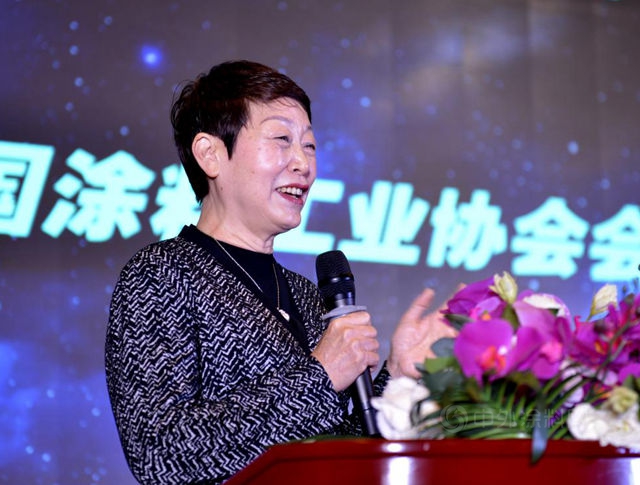 努力提升企業(ye) 品牌，大力發展工業(ye) 塗料 ——西部地區塗料產(chan) 業(ye) 發展論壇暨成都塗協一屆三次會(hui) 議舉(ju) 行