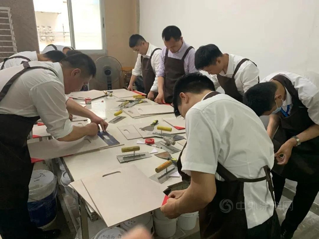 嘉寶莉一周動態