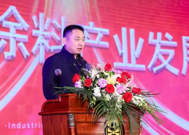 “中國仿石塗料產(chan) 業(ye) 發展”論壇在長興(xing) 集團隆重召開！