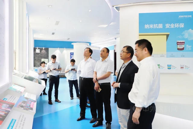 安徽省明光市委書(shu) 記王玨一行蒞臨(lin) 集泰股份考察