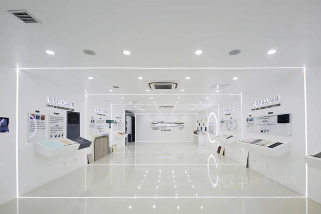 塗料行業(ye) 智慧工廠建設與(yu) 管理論壇走進亞(ya) 士滁州工廠