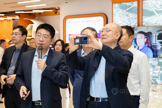 全國政協調研組到訪傳(chuan) 化 推進多式聯運高質量發展重點提案