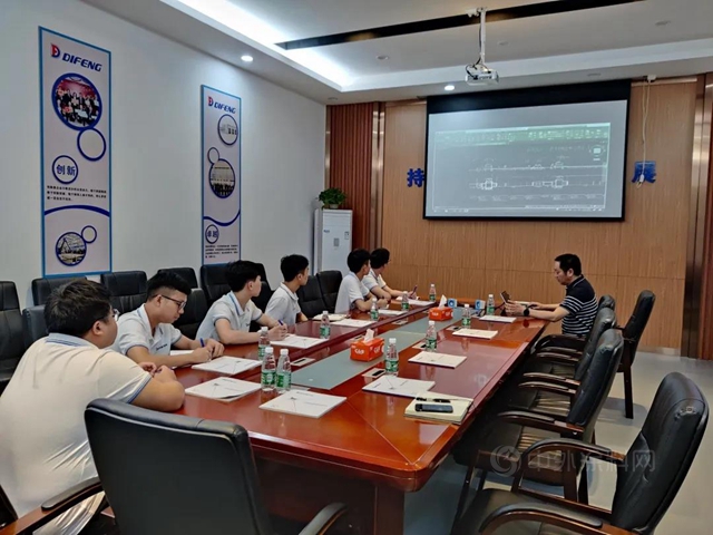 迪峰機械2021質量季活動係列報道｜狠抓產(chan) 品質量 鑄就迪峰品牌