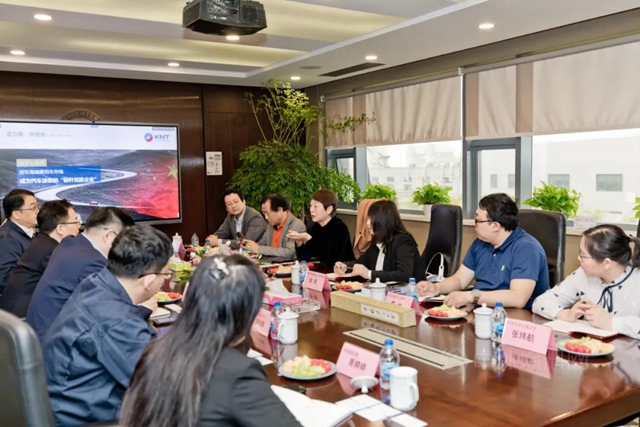 金力泰：“支持民族汽車塗料企業(ye) 向上，不負時代使命”