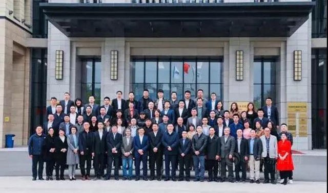 “智能建造，強國之路”走進企業(ye) 係列活動在北新建材舉(ju) 辦