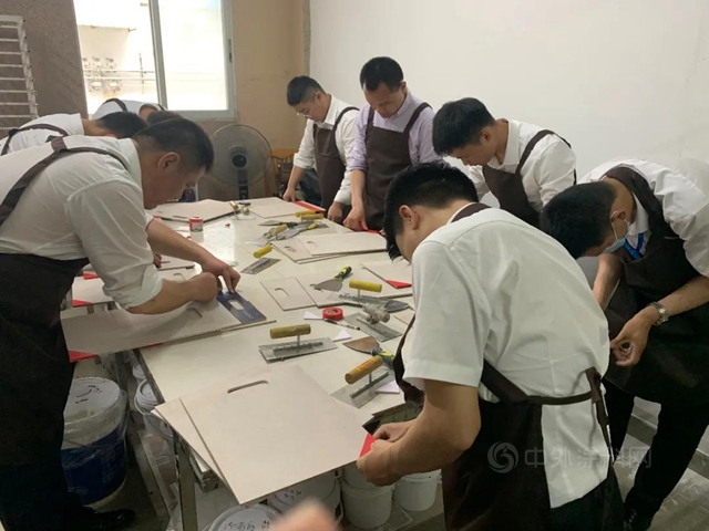 嘉寶莉丨4月新員工培訓“上新了”，速來強勢圍觀！
