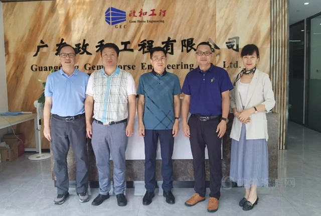 廣東(dong) 塗協秘書(shu) 長呂水列一行走訪廣東(dong) 政和