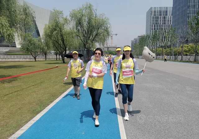 踔厲偕行 | 傳(chuan) 化漆助力行者旭輝·城市公益徒步，燃情上海浦東(dong) 