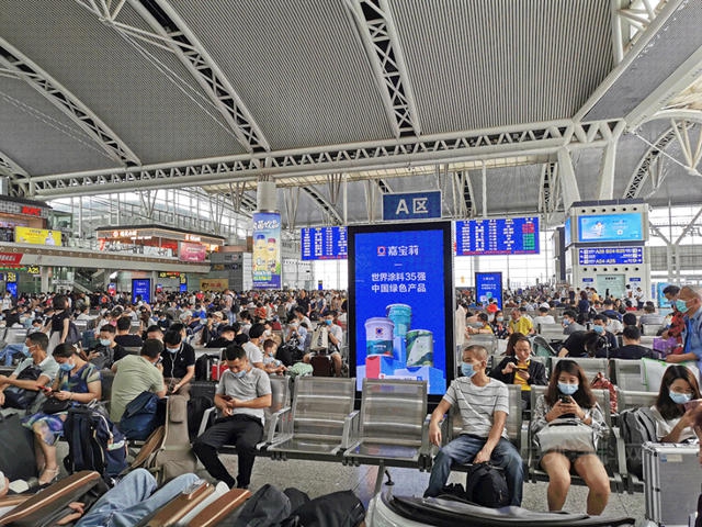 突圍五一黃金周！嘉寶莉廣告席卷熱門旅遊城市