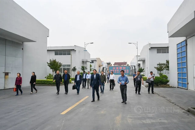 江蘇省建材行業(ye) 協會(hui) 理事長一行蒞臨(lin) 晨光集團參觀考察