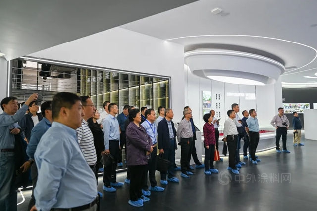 江蘇省建材行業(ye) 協會(hui) 理事長一行蒞臨(lin) 晨光集團參觀考察