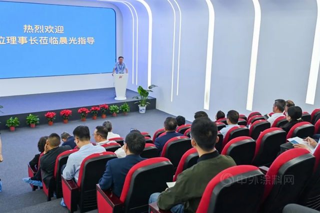 江蘇省建材行業(ye) 協會(hui) 理事長一行蒞臨(lin) 晨光集團參觀考察
