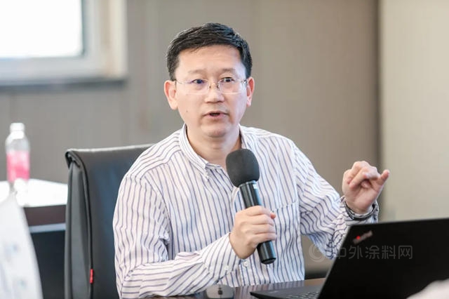 2021年三棵樹“碳達峰、碳中和”建築節能行業(ye) 發展專(zhuan) 家研討交流會(hui) 在北京順利召開