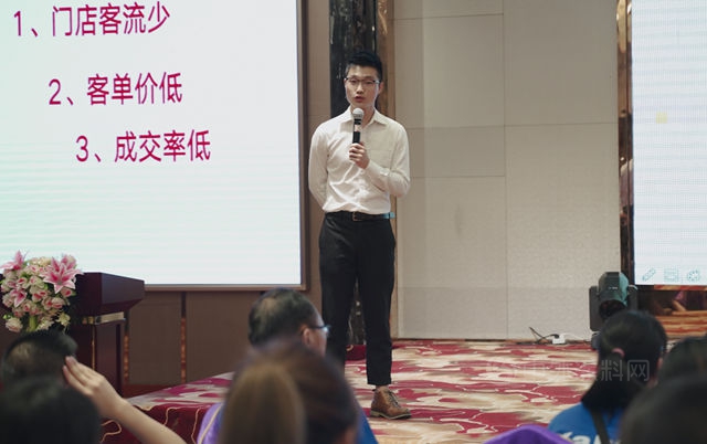 卡百利藝術塗料是如何把全國店長從(cong) 簽單高手打造成管理高手的？