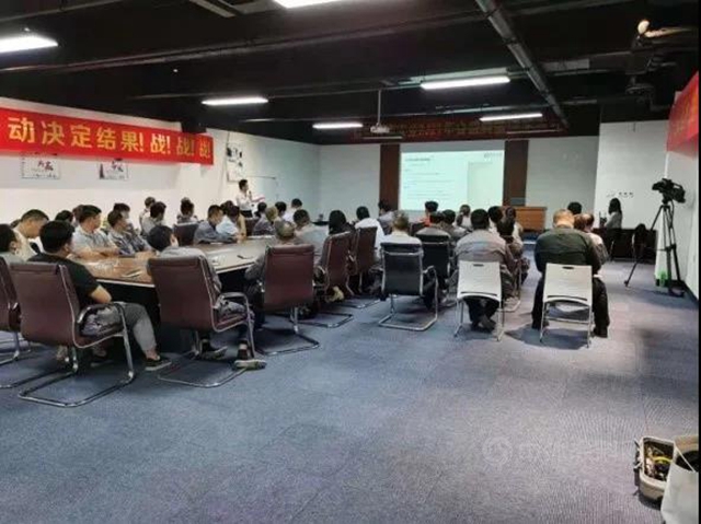 信陽百德實業(ye) &君子蘭(lan) 集團塗裝交流會(hui) 議圓滿舉(ju) 行