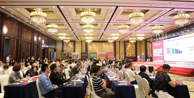 東(dong) 方雨虹：一個(ge) 市值超千億(yi) 的材料企業(ye) ，對裝飾行業(ye) 的一些理解！