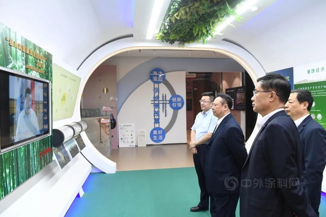 中國施工企業(ye) 管理協會(hui) 曹玉書(shu) 會(hui) 長一行到北新建材考察調研
